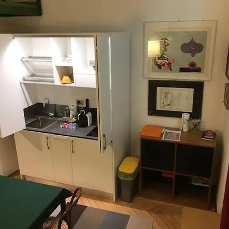 Πανσιόν Suites Alla Giarina 2*